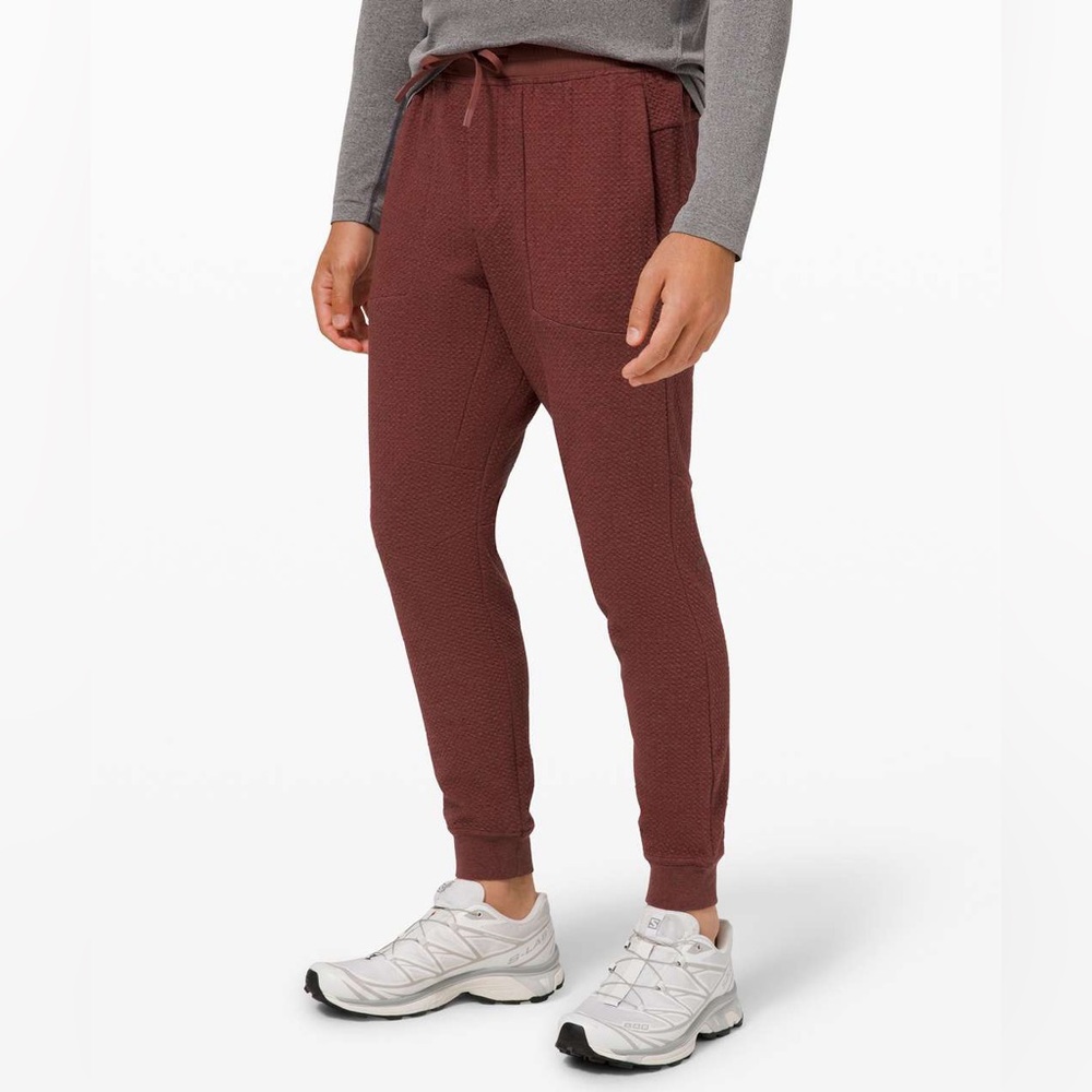 Lululemon At Ease Jogger Pant in Heathered Savannah - Maroon
